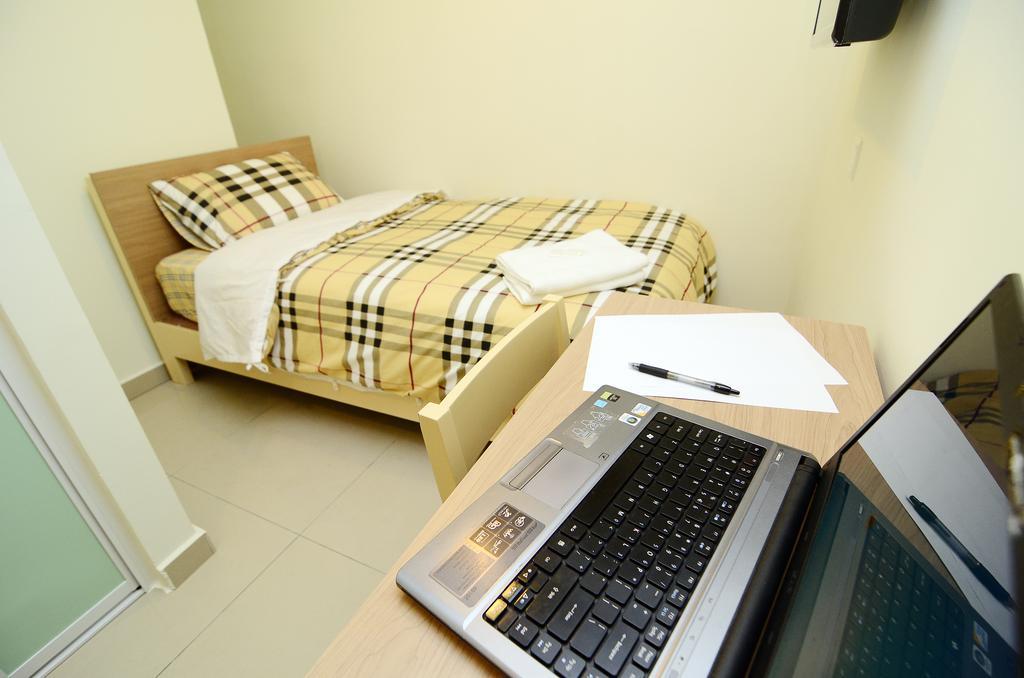 コロンビア ホテル　　　　　　 クアラルンプール 部屋 写真